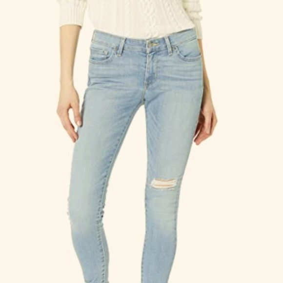 Levi’s 711 Skinny Light Wash Distressed Jeans - Picture 4 of 8